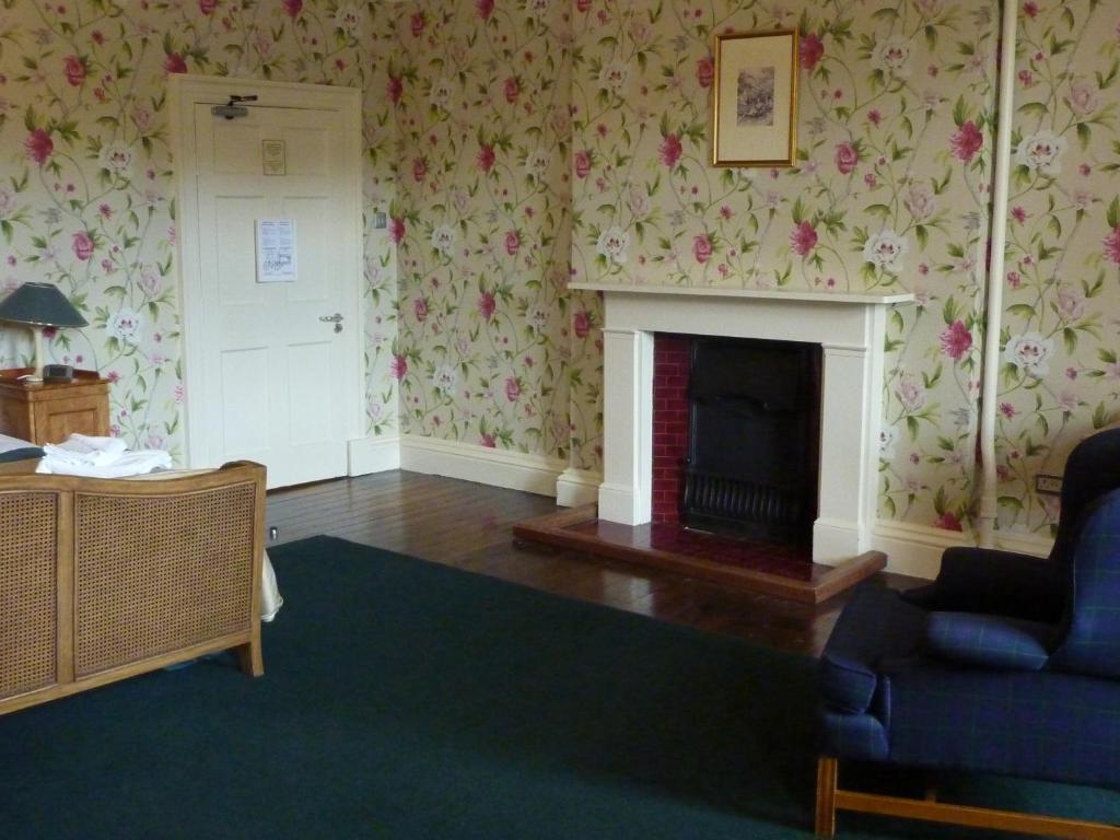 Гостьовий будинок Gregynog Hall Tregynon Номер фото