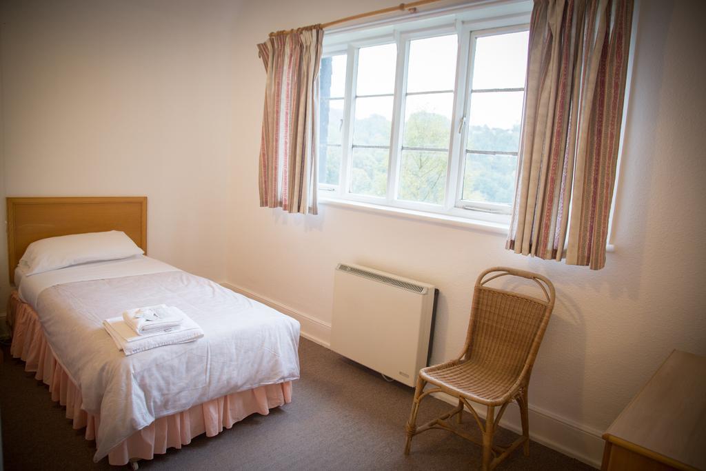 Гостьовий будинок Gregynog Hall Tregynon Екстер'єр фото