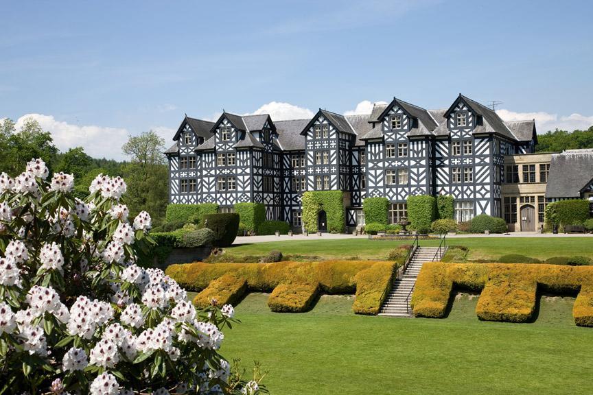 Гостьовий будинок Gregynog Hall Tregynon Екстер'єр фото