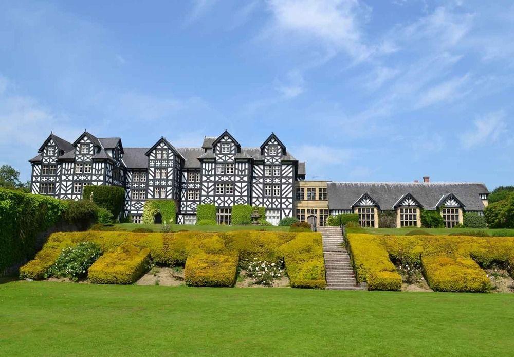 Гостьовий будинок Gregynog Hall Tregynon Екстер'єр фото
